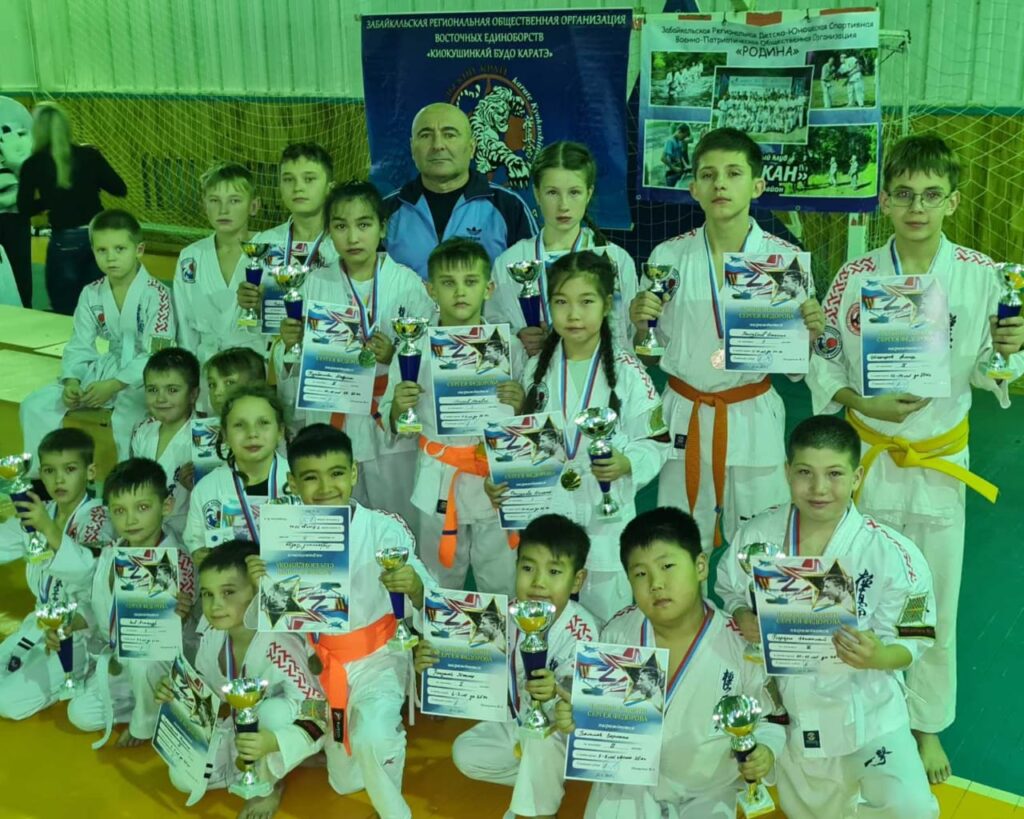 Каратисты Киокушин Будокай Кан призеры турнира в Нижнем Цасучее
