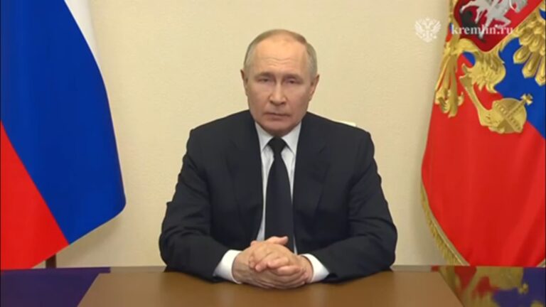 Путин обратился к Россиянам
