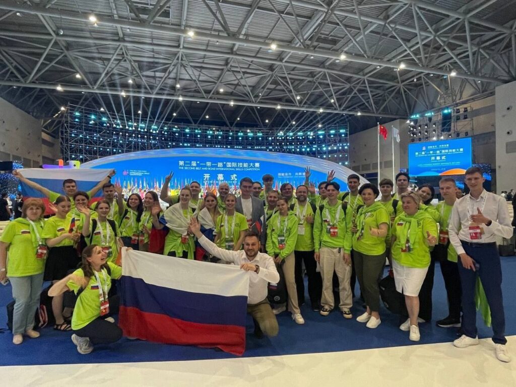 Китай победители соревнований профессионалов