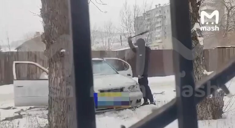 Читинец сломал свою машину