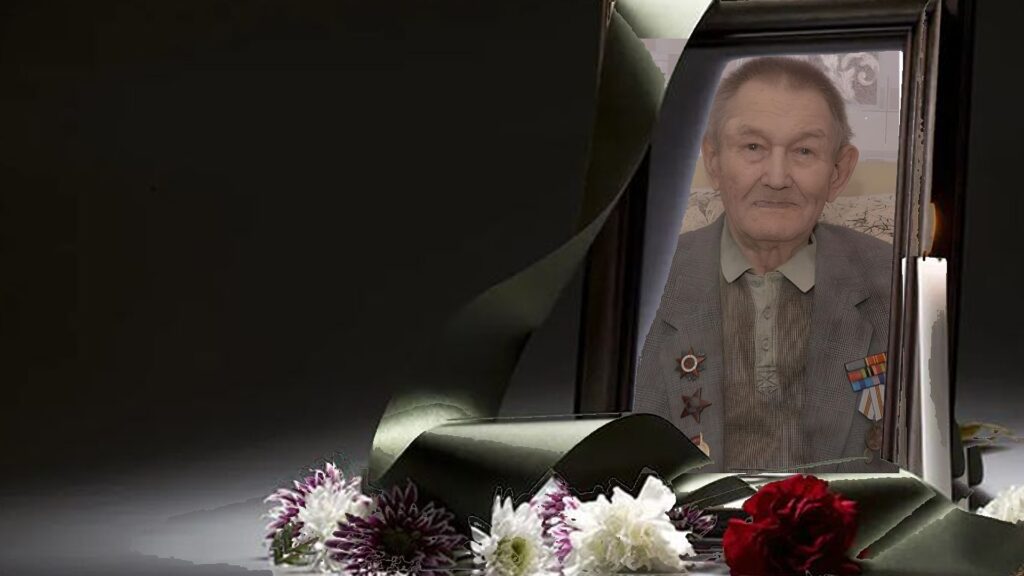 Василий Окладников